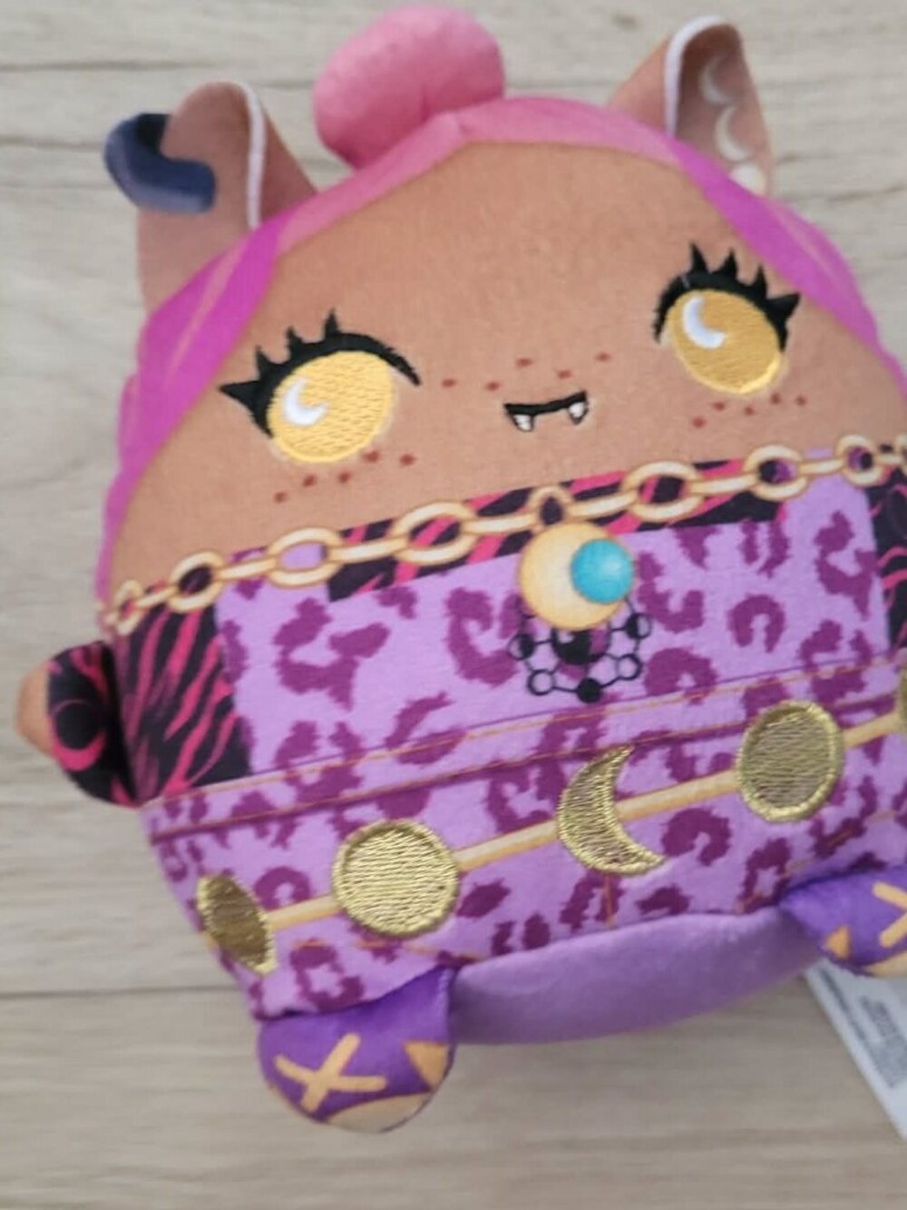 new MONSTER HIGH CUUTOPIA CLAWDEEN WOLF PLUSH mattel